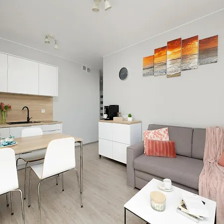 Coastal For 4 Apartment *