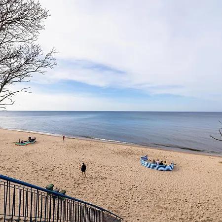 Coastal For 4 Apartment
